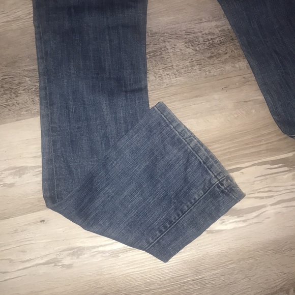 Marciano dark wash leopard animal print boot legs size 27 jeans - Picture 11 of 12